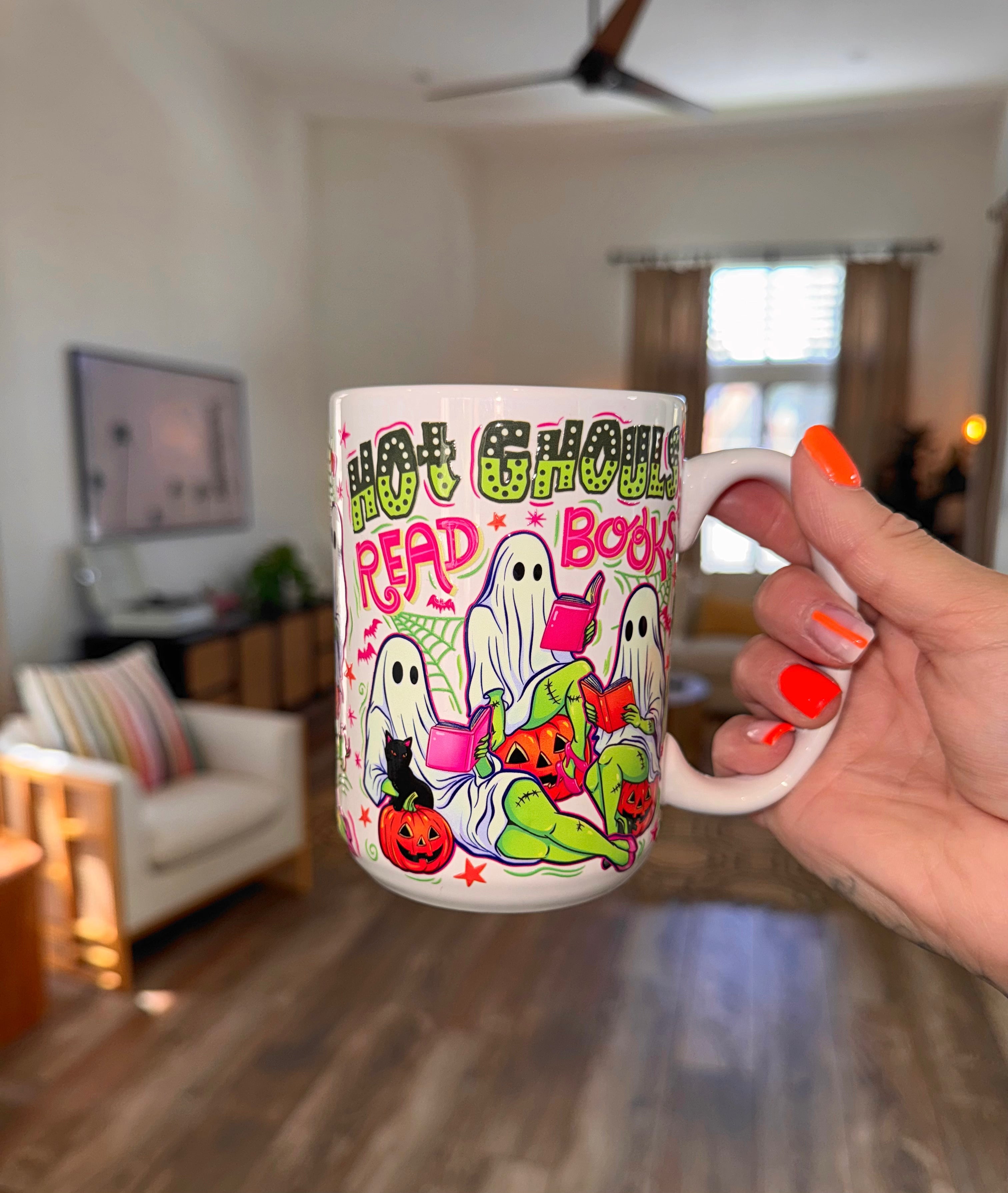 Hot Ghouls Read Books 15oz Mug